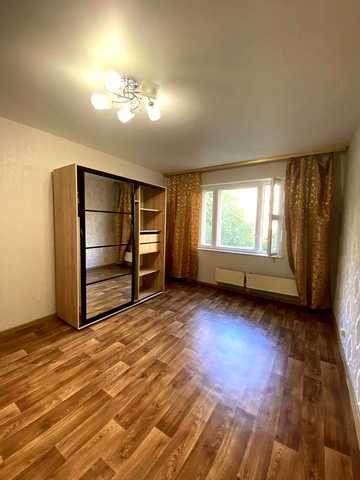 Продаж однокімнатної квартири, ремонт, Лукʼянівська 21