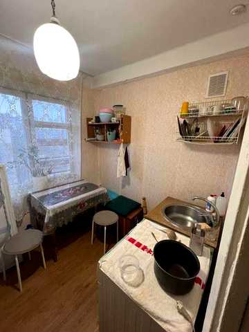 Ст. м. Дарниця, вул. Малишка 17, тепла квартира.