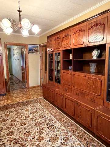 Продається 2 кімнатна на вул Гетьмана Сагайдачного