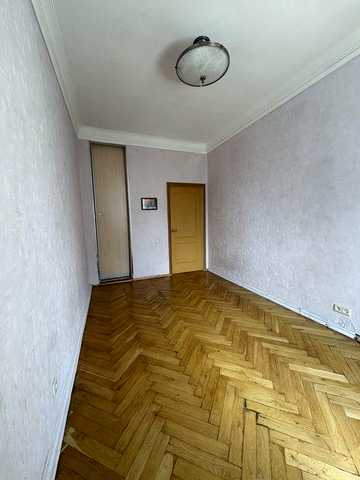 Будівельників 34/1