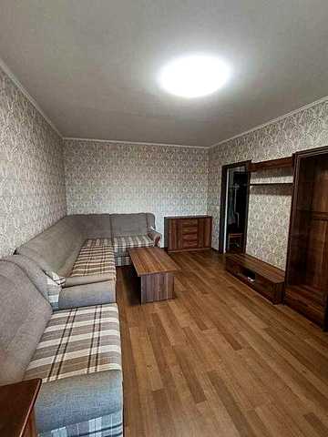 Продаж 1к Троєщина, Лаврухіна 11, ТРЦ Район, гарний ремонт, з меблями, технікою.