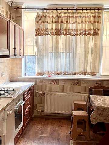 Здам 2 ком Средньофонтанська /  Транспортна  газовый дом