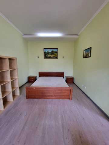 Мечникова вул. (Кловський), 10/2