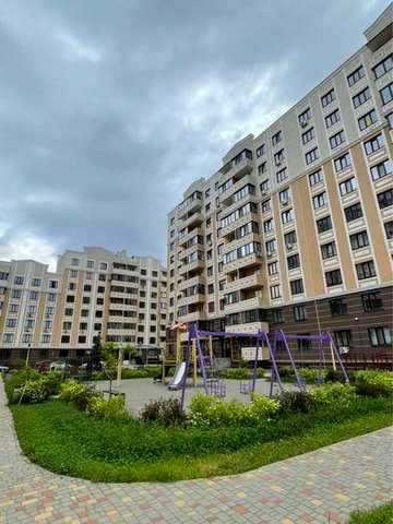 Продаж 2 кімнатної квартири Крюківщина , вулиця відродження 3 , 74 квадрати  до Київа 5 хвилин Держпрограми. БЕЗ КОМІСІЇ