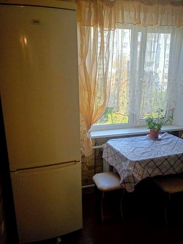 Здам 2 к.кв Космос центр ремонт 7000 грв
