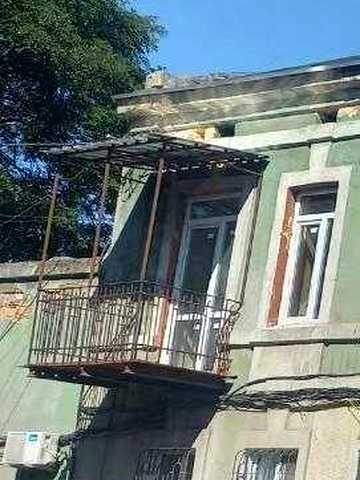 Продам 1 комнатную квартиру в Приморском районе Матросский спуск