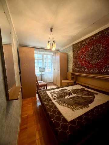 Квартира 66м2,  3-к , 3/9 м. Іршанськ