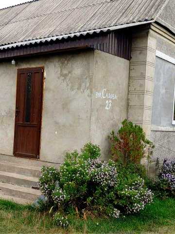Продам будинок в смт Вендичани