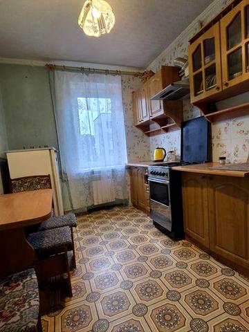 Продам 2-комнатную квартиру в Днепре. Правый берег. Кирпичный дом.
