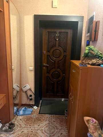 Продам 3 кім.квартиру по вул.Лютнева