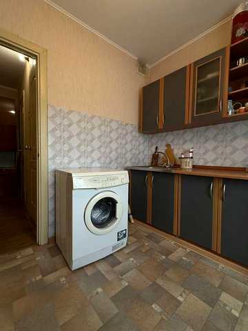 Здається в оренду 3-кімнатна квартира в центрі (вул. Гонча, район 19-ї школи)