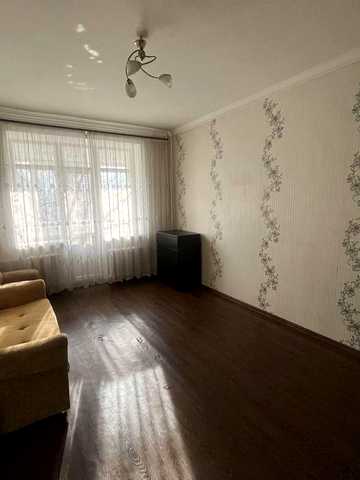 Продам 1 кімнатну квартиру