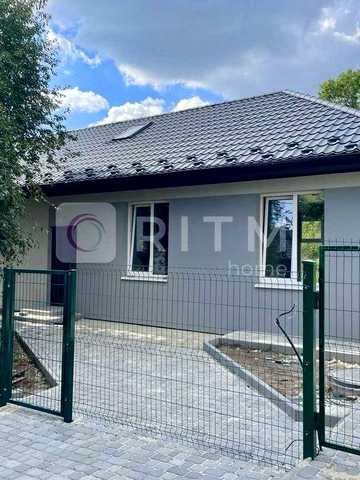 Продаж одноповерхового будинку 80м2 з ділянкою 5,5 сотих в с.Сороки Львівські