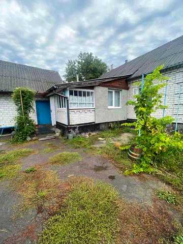 Продається добротний цегляний будинок у селі Сінгури,