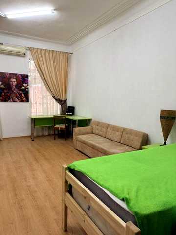 Продаж 3к квартири, вул. Шота Руставелі, 20-Б, 95,3 кв.м.