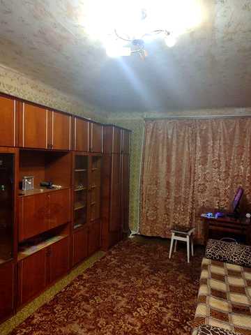 Продаж 1 кімнатної квартири в місті Сміла, центр міста.