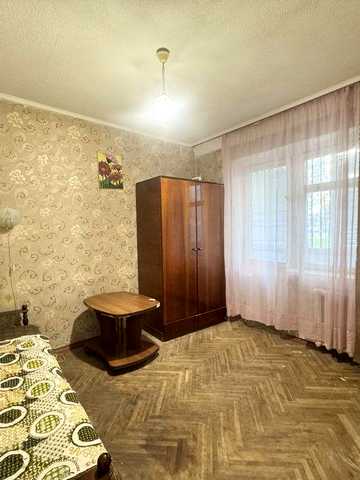Продам 1 кім. квартиру, бульвар Жуля Верна 13-Г, Святошинський район.