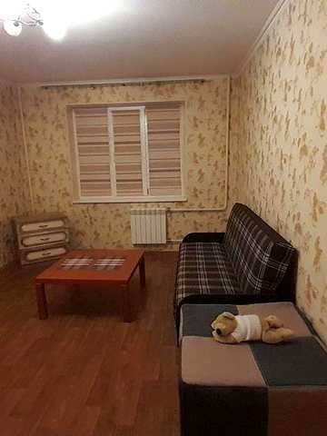 Продажа 1кiмнатна квартира,метро Осокорки-55тис.дол