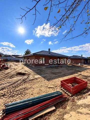 Бобриця | Новий будинок від забудовника | 149,9 м² | 7–8 соток