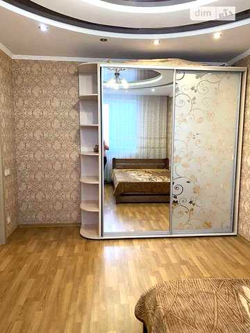 Довгострокова оренда 1к Квартира Радужний масив