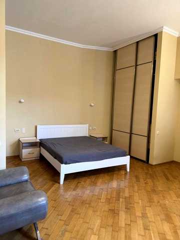 продаю 1 кім квартиру вул Дашка