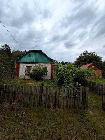 Продаж будинку в передмісті (с. Вельбівка).