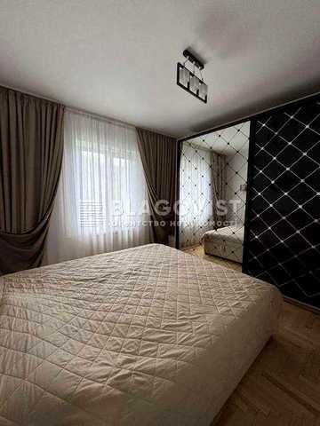 Продаж 3-кімн. просторої квартири 74 м.кв. з ремонтом. Оноре де Бальзака, 55 Троєщина