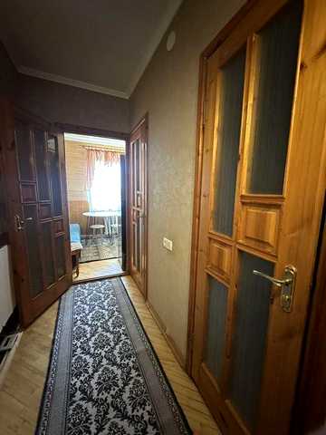 Оренда 1 но кімнатної квартири вулиця Момота