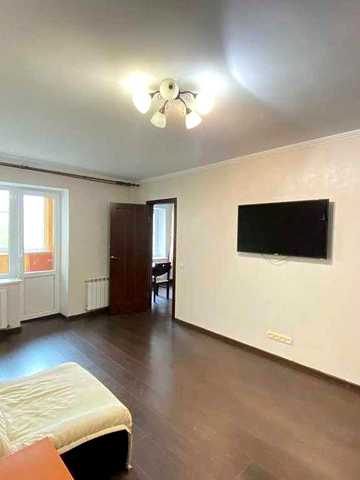 Оренда 1-к квартира, Лук'янівка, Багговутівська (Загорівська) 8-10а. Теплий будинок, світло є 24/7