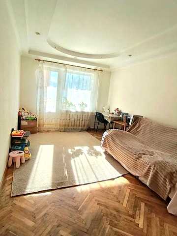 Продаж 3к кв вул. Чорних Запорожців( Короленка), м.Бровари