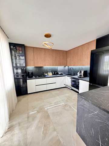 None 175000 USD