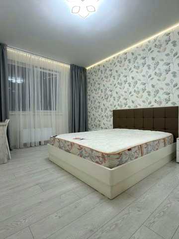 ЖК OkLand, є генератор, 1 кімнатна 50м2, Севастопольська пл.