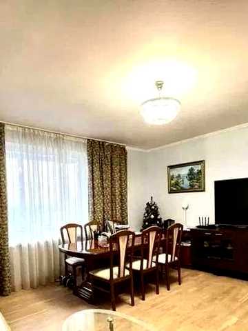 Продам 3-кімн. Старонаводницька вул. 7a, 100 м.кв