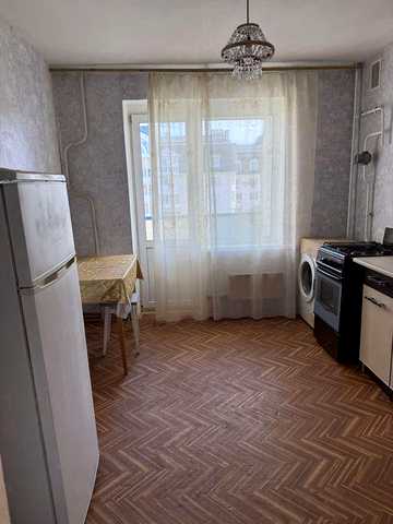 Здам в оренду двокімнатну квартиру по вулиці Єськова