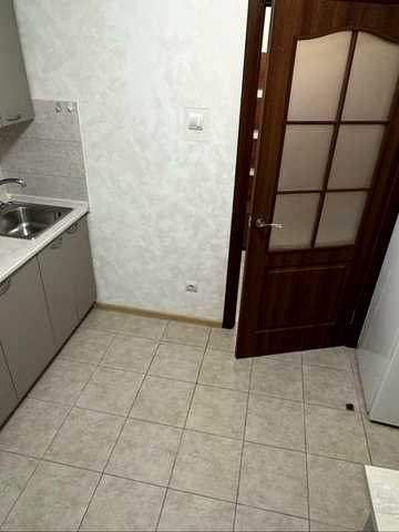 1 кім Чавдар 38Б оренда квартири метро Осокорки Позняки перша здача нерухомість