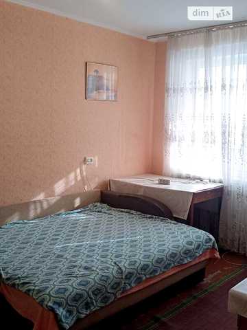 Довгострокова оренда 1к Квартира Левка Лук’яненка (Ватутіна) вулиця