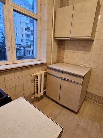 Оренда 2к кв на Космонавтів