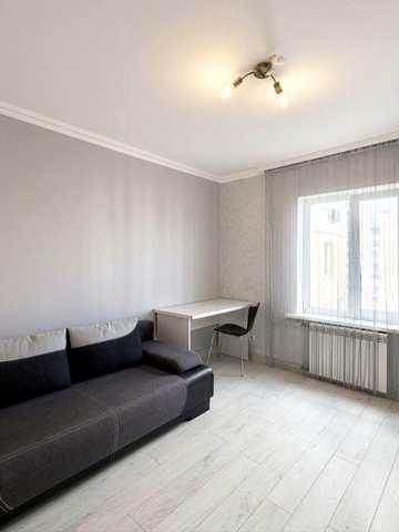 ПРОДАЖ 4к квартири біля МЕТРО!  БЕЗ %! м. Харківська 200м.  Харківський масив.