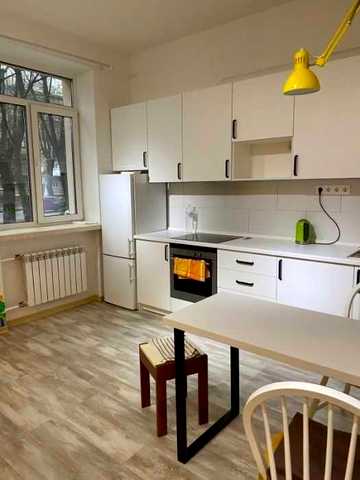 1кім квартира Метробудівська, Солом'янський район