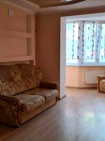 Оренда 1но кімнатна студія площею 65 кв.м. ЖК Набережний квартал, добрий житловий стан, автономне опалення, гарні меблі та техніка. Дзвоніть