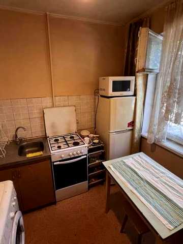 Продам 3-комнатную квартиру на ул. П.Калнышевского (Косиора)