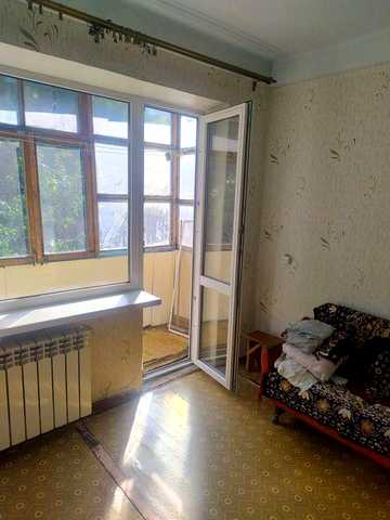 продам квартиру .