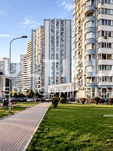 Укриття. Генератор. Продаж 1-кімнатної квартири 55,6 м², 4 пов., ст.м. Осокорки, ЖК Південна Брама, Дніпровська набережна, 26; 4 поверх ЖК Південна Брама