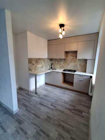 Продам 1 кімн з ремонтом в центрі