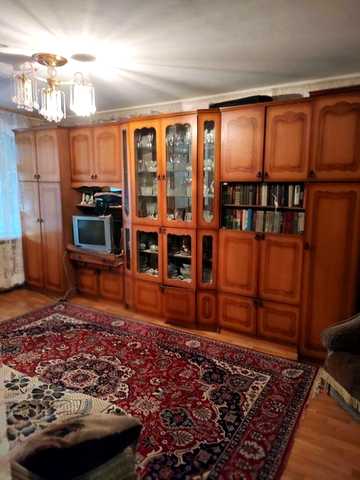 Двухкомнатная квартира на Лазурной.