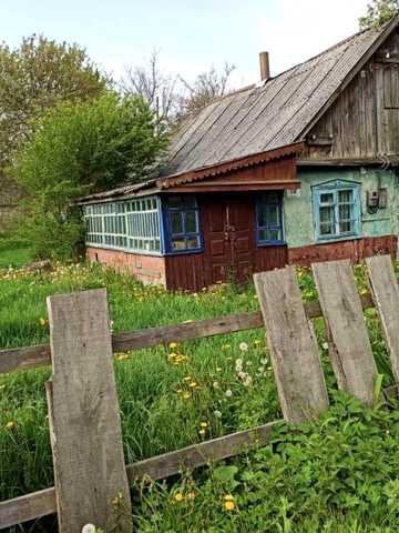 Продам ділянку з будинком під знос