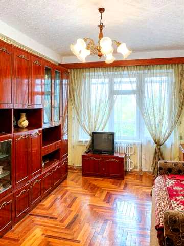 Продаж 3 кімнатної квартири вул. Павла Глазового