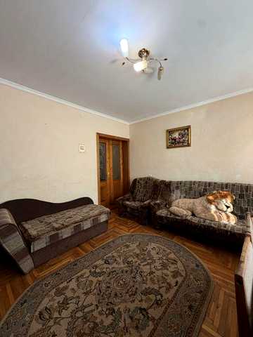 Продається квартира