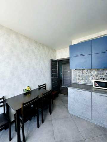 Аренда 3 комн.квартиры в 34 жемчужине, Басейная 6а
