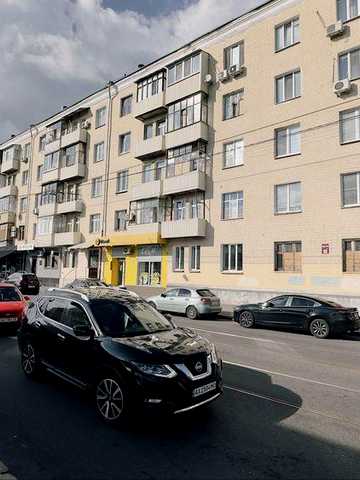 Продам 2-х из.кв. в Центре недалеко м.Майдан Незалежности пр.Героев Харькова 19 Sобщ.= 56м